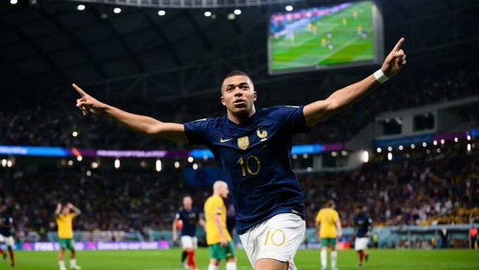 Kylian Mbappe किलियन म्बाप्पे