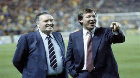 foolball ट्राफियां जीतने