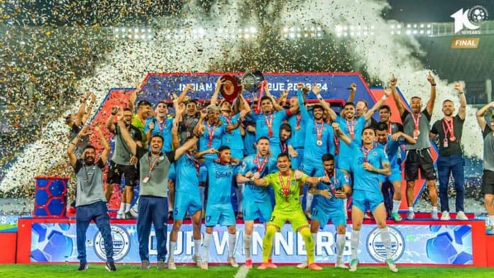 SvLeSNOM एक सीज़न