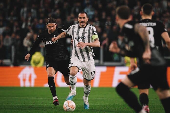 pJ44jWOm बोनुची