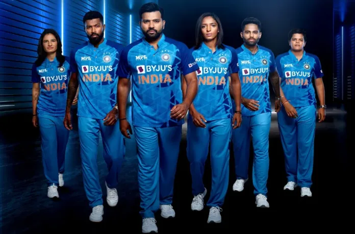 Indian-Cricket-Team-1068x704 सोशल मीडिया पर शीर्ष 10 सबसे लोकप्रिय अंतर्राष्ट्रीय क्रिकेट टीमें