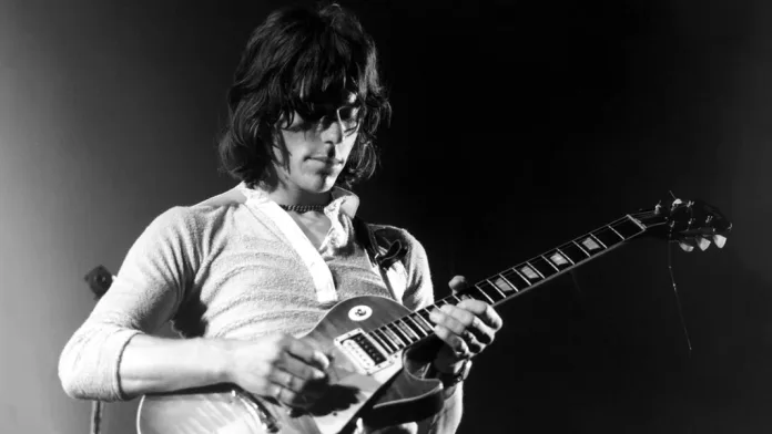 Jeff-Beck-1068x601 Jeff Beck’s Iconic Guitars and Gear to Be Auctioned at Christie’s in 2024