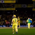 IPL 2025 में एमएस धोनी निचले क्रम पर क्यों खेलेंगे? CSK कोच ने थाला के घुटने की परेशानी का सच बताया