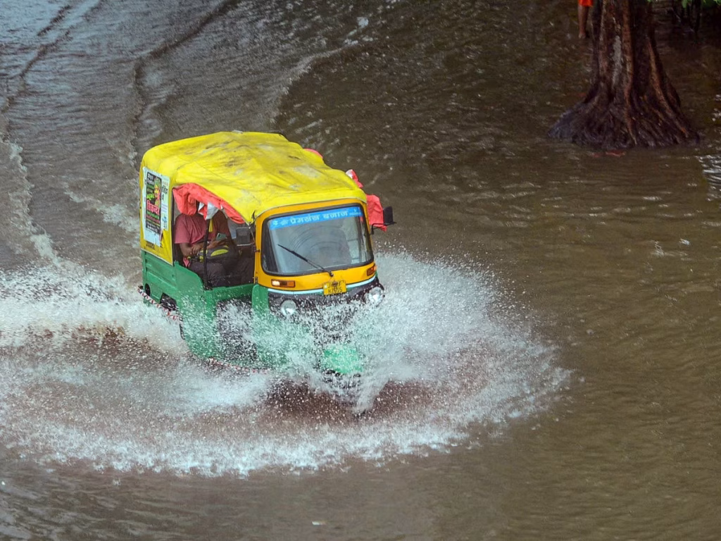 जम्मू मौसम: हर मौसम में बदलती खूबसूरती की झलक