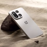 OnePlus 15 लांच: 7,300 mAh बैटरी और Snapdragon 8 Elite Gen 5 से लैस